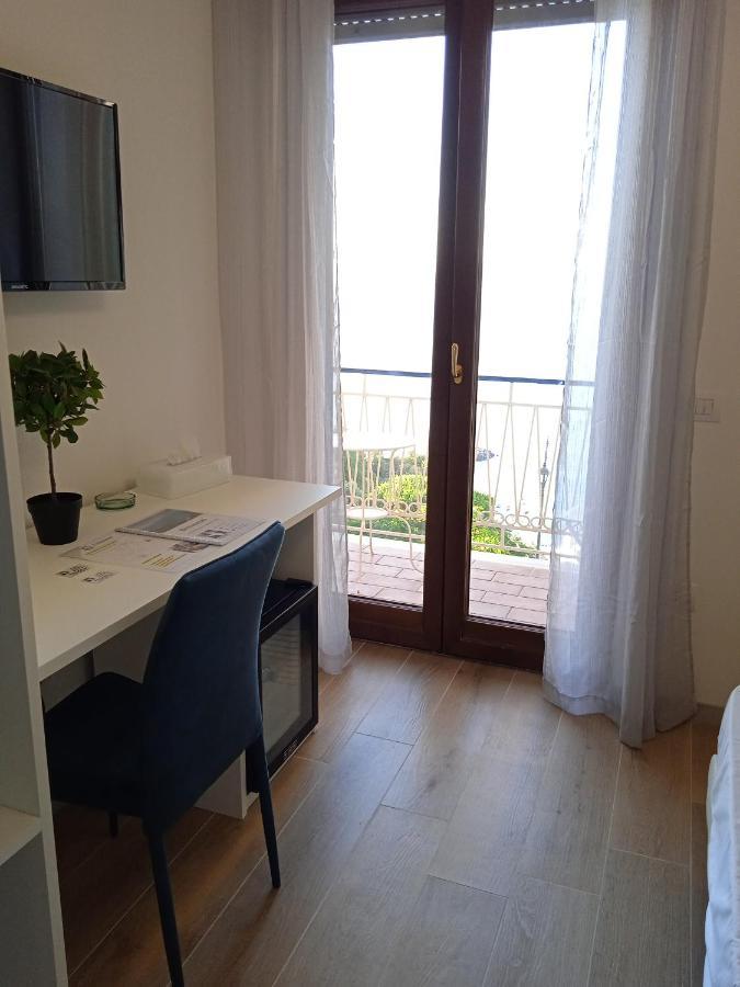Filangieri 23 - Luxury B&B - Sorrento Coast Vico Equense Exterior photo