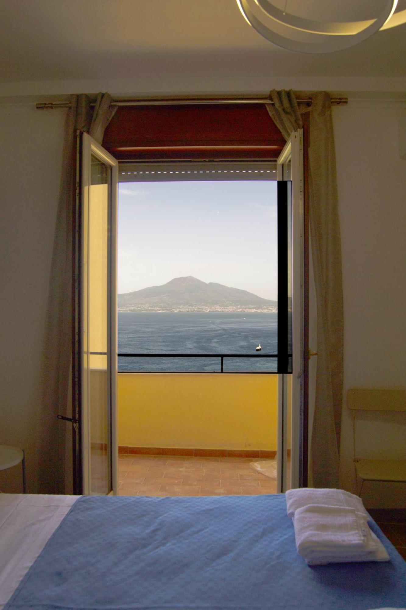 Filangieri 23 - Luxury B&B - Sorrento Coast Vico Equense Room photo